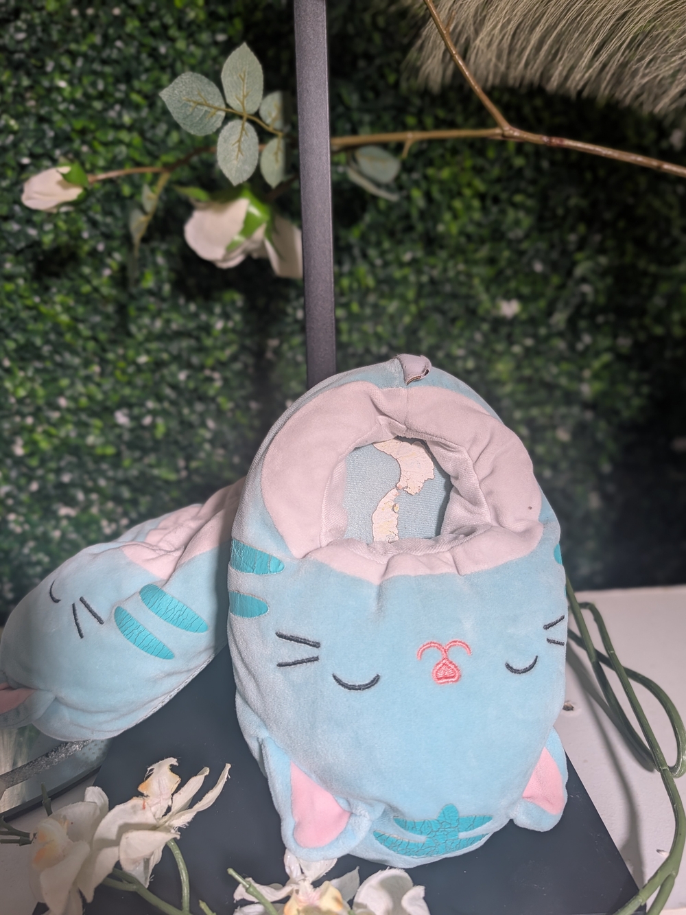 Squishmallows Kids Blue Cat Plush Slippers – Approx. 9 Inches Socks or Mittens?